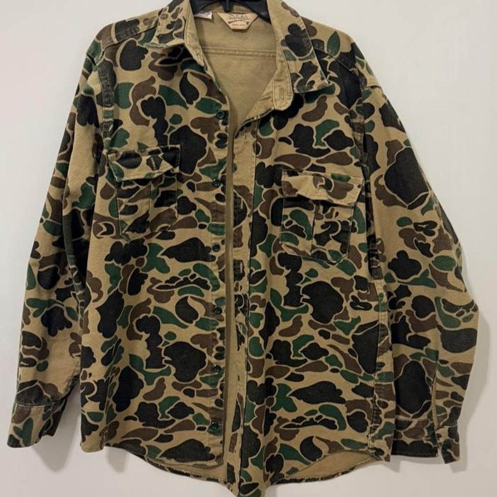 Men's tall XL vintage Cabela's script label duck hunter camo button-up shirt